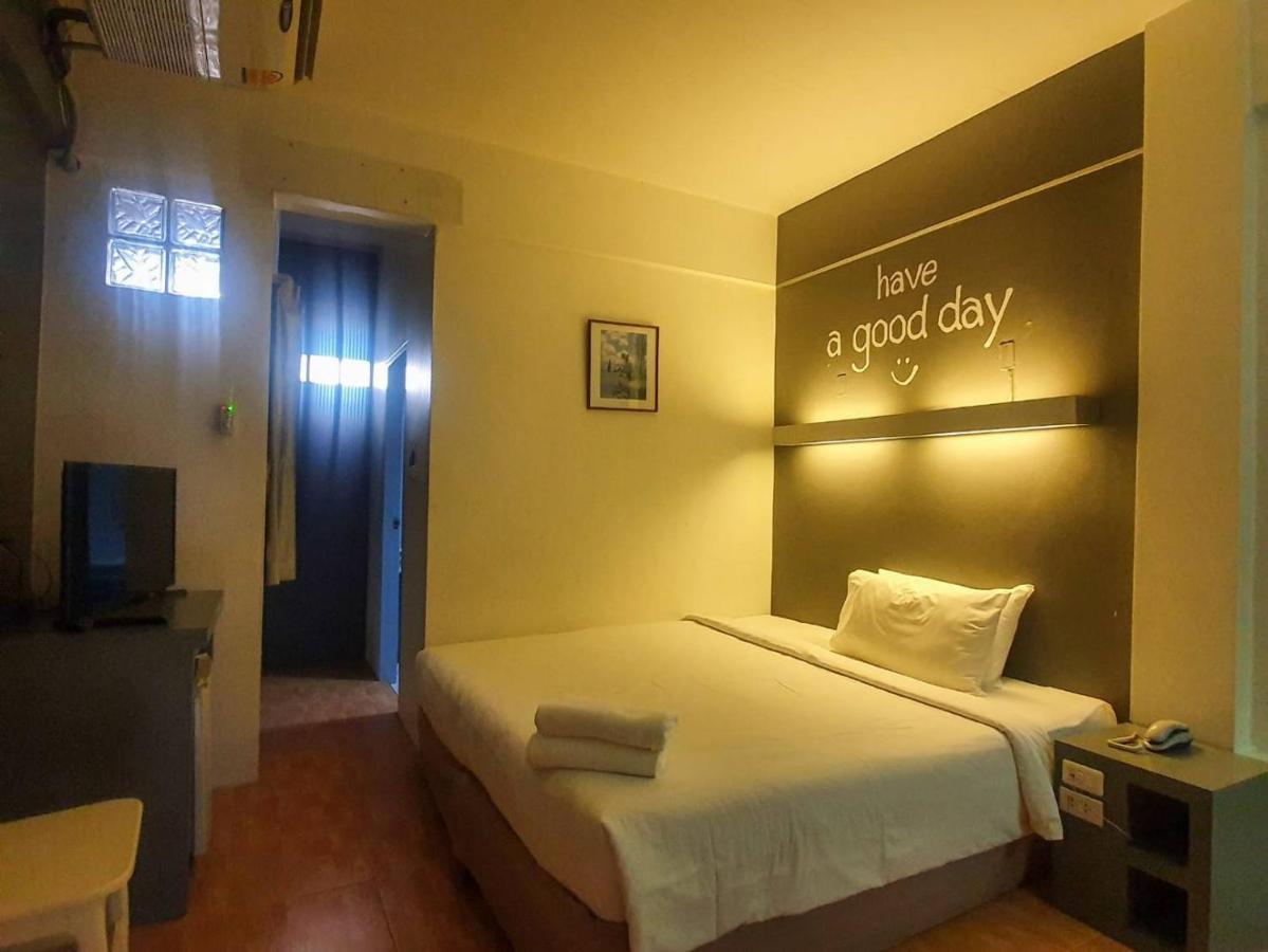 Bj City Hotel Surat Thani Exteriör bild