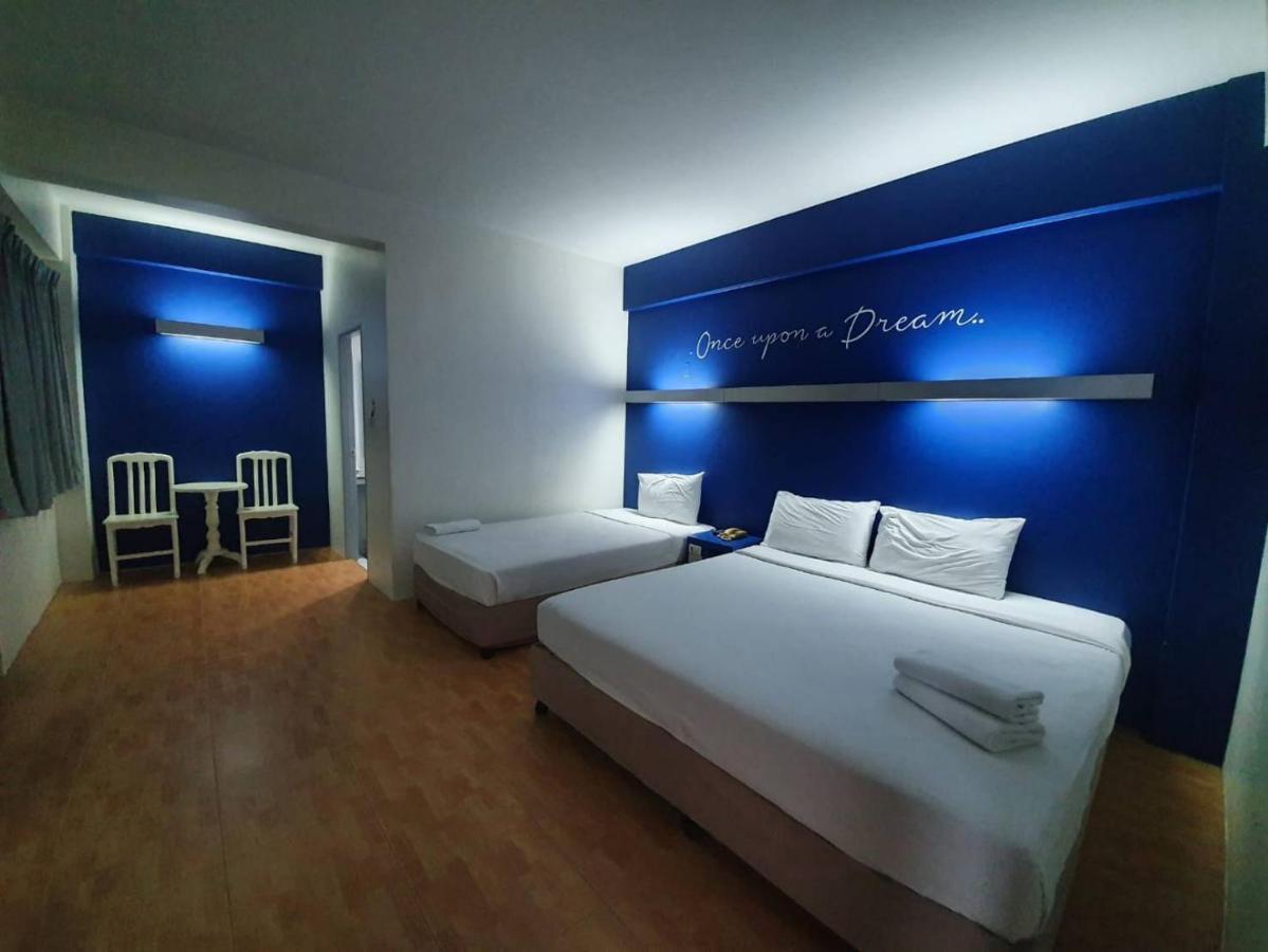 Bj City Hotel Surat Thani Exteriör bild